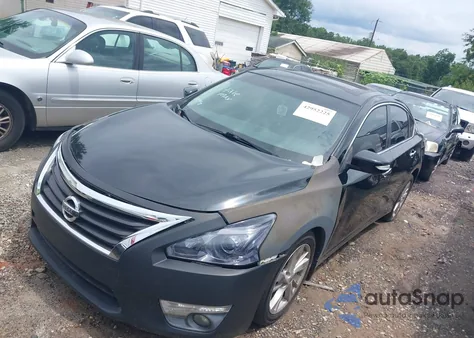 2014 Nissan Altima 2.5 Sv z USA, uszkodzony, nr VIN 1N4AL3AP5EC104309